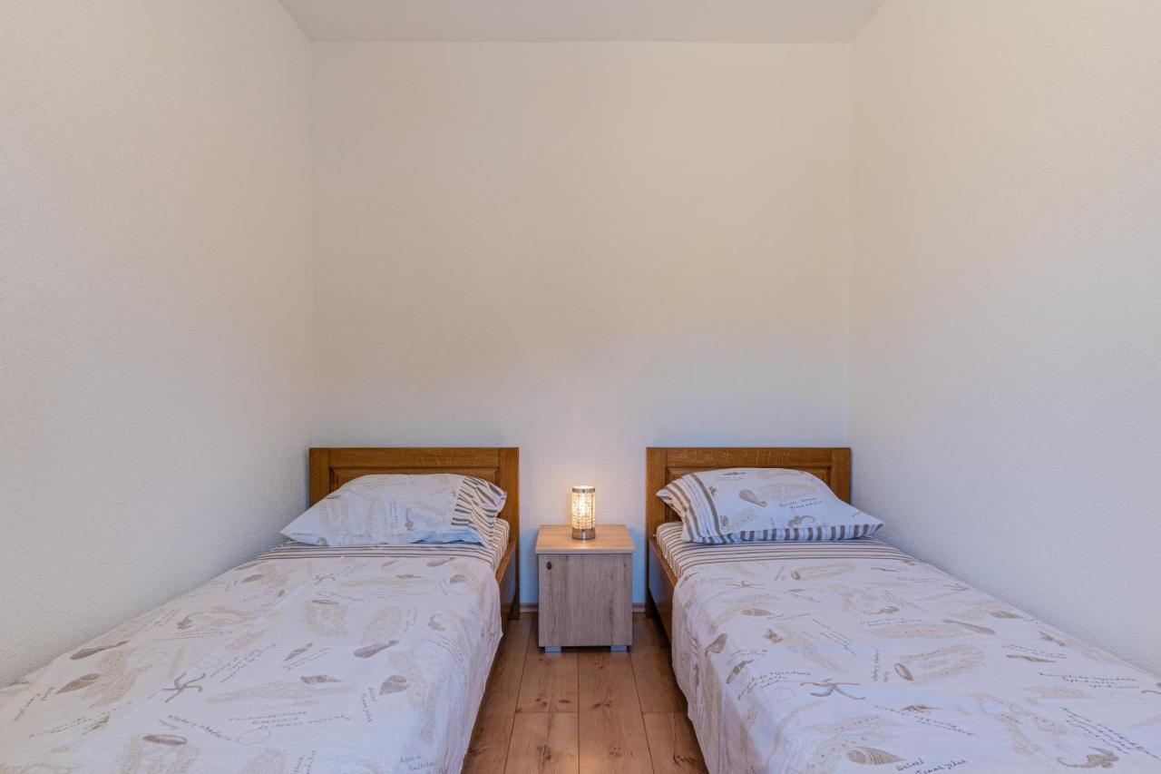 Apartment Jurasić Orlec Bagian luar foto